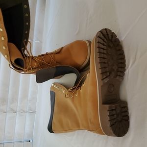 Timberland size 10, women's 14" weather proof  boots wheat color. Never worn
